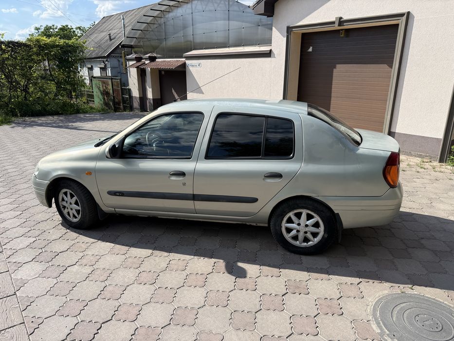 Renault Clio 1.4 Бензин.