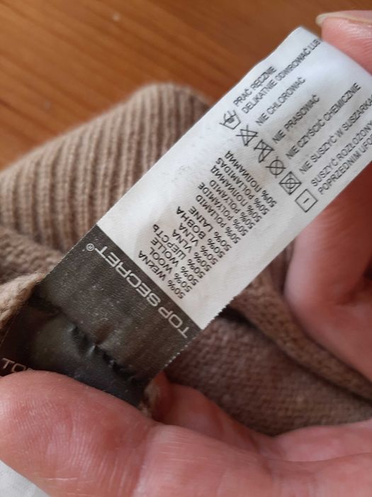 Sweter Top Secret beżowy