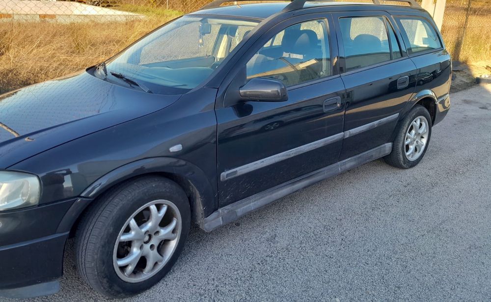 Vendo opel astra tourer 1550€