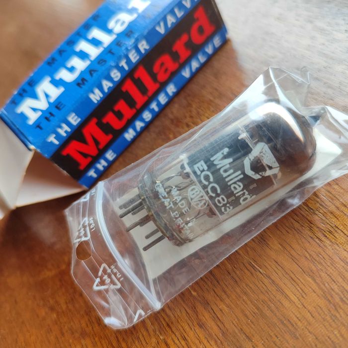 Válvulas p_amplificador guitar, baixo, Hi-Fi ECC 12AX7 EL84 EF86 etc