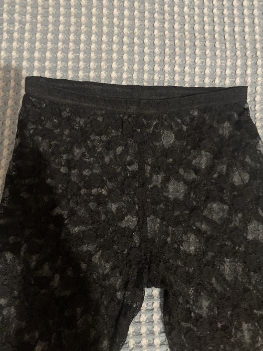 Лосини мереживо чорного кольору