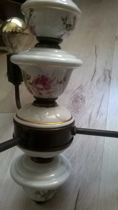 żyrandol porcelanowy