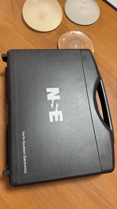 Освітлювач налобний | налобный осветитель | хірургічний освітлювач