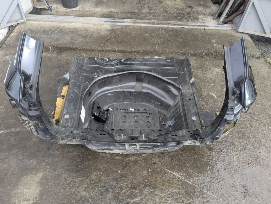 Четверть Audi A4 B8 Криша Корито запаски Ауді А4 Б8 Панель Чверть