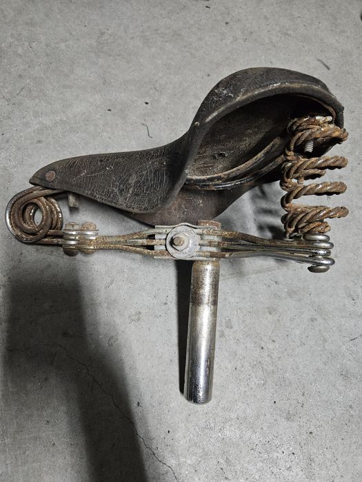 Banco pasteleira antigo