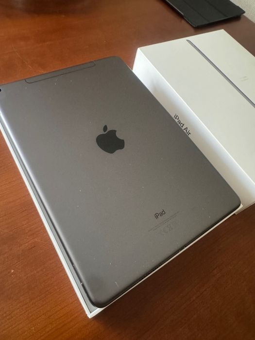 iPad Air 3 (2019) - 64GB - Muito bom estado