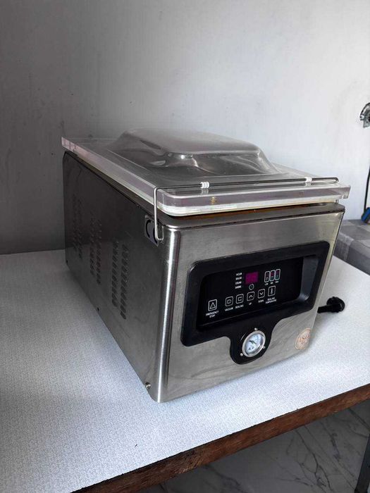 Вакуумний пакувальник камерний Hurakan HKN-VAC260, професійний