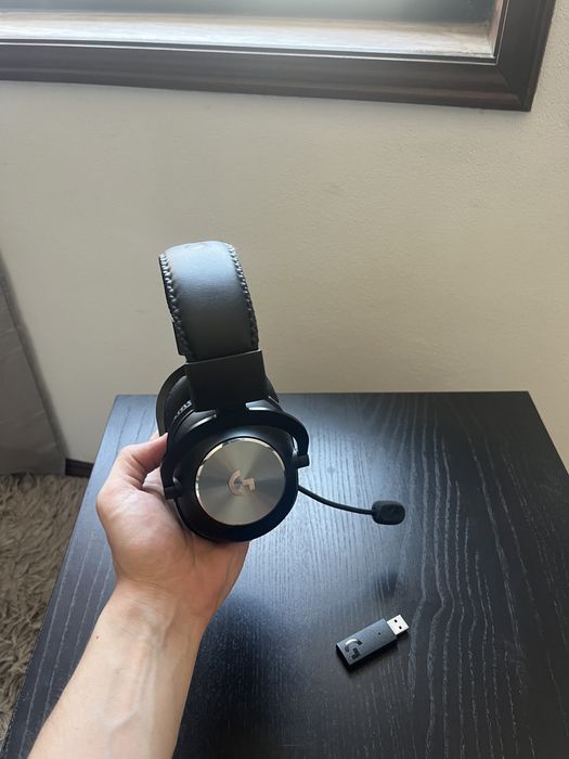Logitech g pro wireless headset