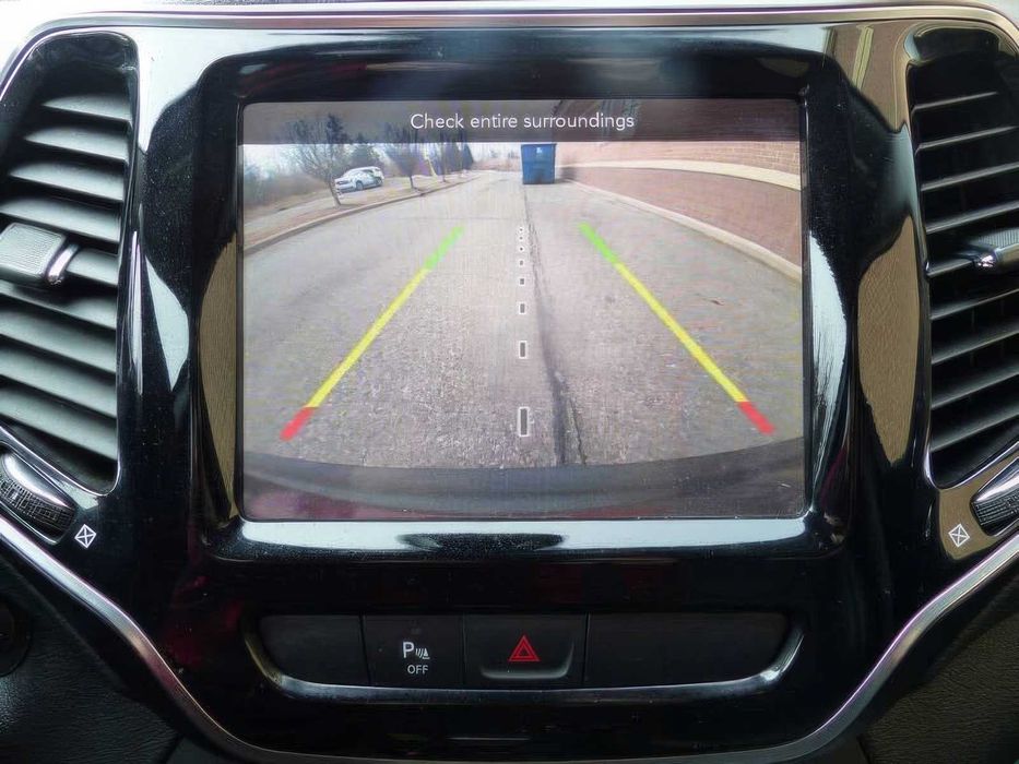 Jeep Cherokee Limited      2019