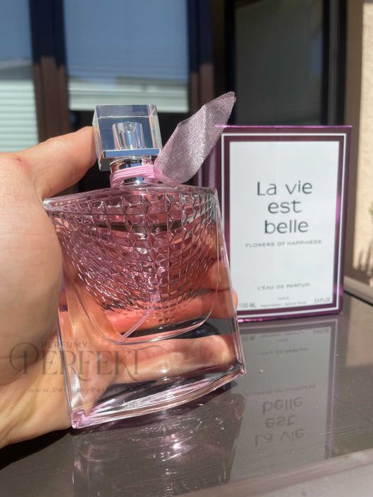 LA VIE EST BELLE Flowers of Happiness Perfumy damskie 100ml NOWE