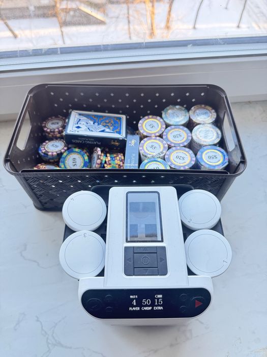 Poker Machine MAX V – Five Gen White (5-е поколение, белая - черная)