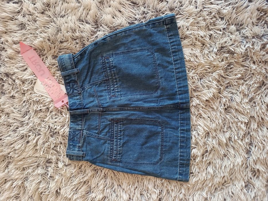 Нова джинсова спідниця