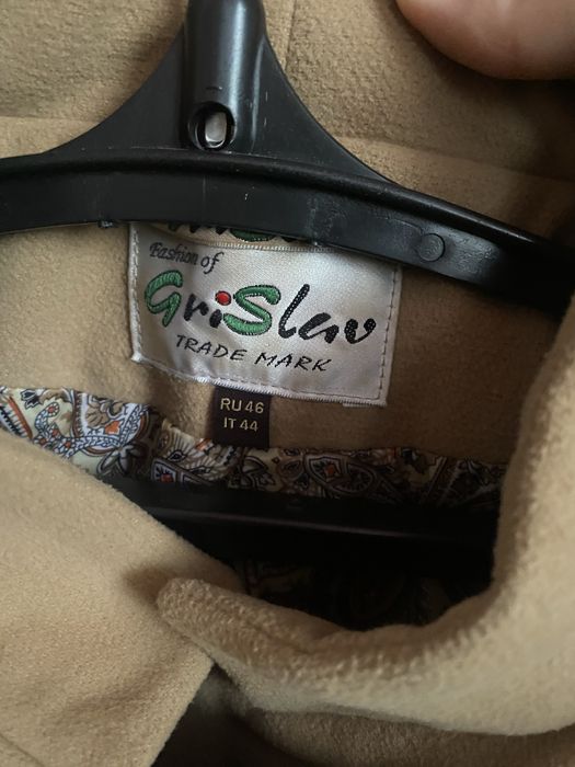 2 чудових пальто