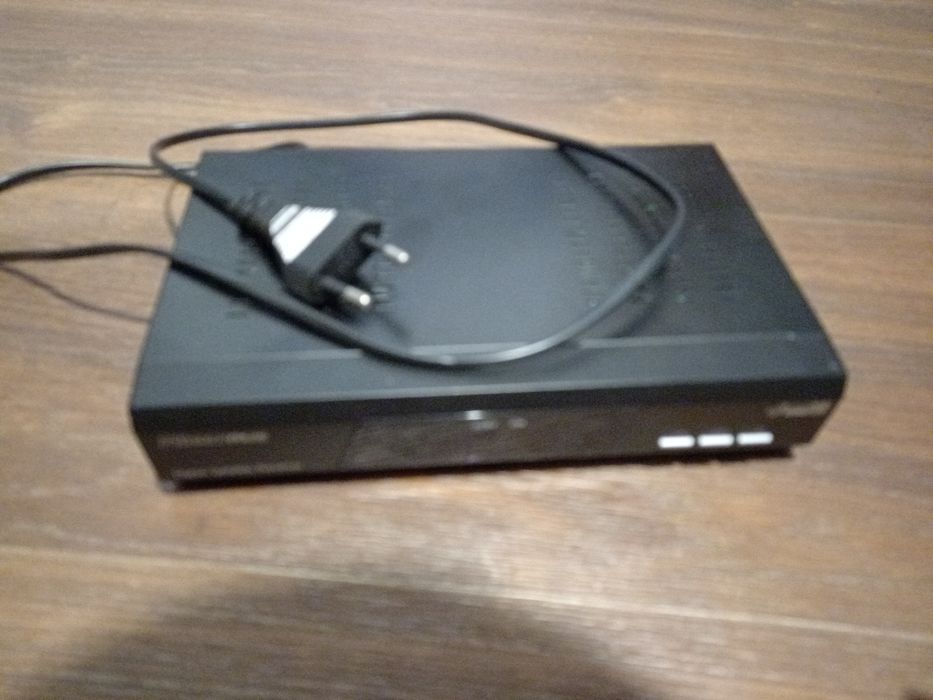 Супутниковий ресівер