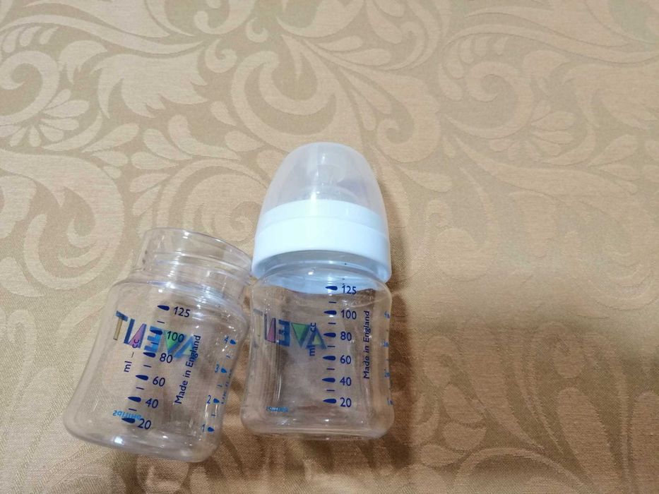 2 biberões, Avenit, até 125 ml