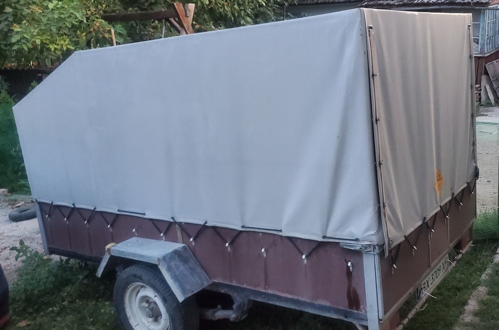 Причіп для легкового  авто