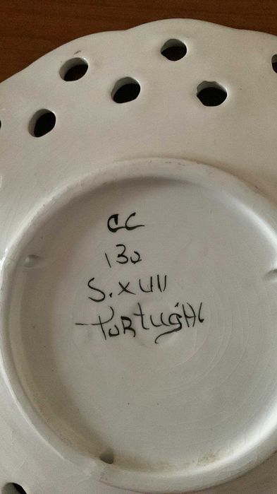 Pratos decorativos barro cozido vidrado CADA