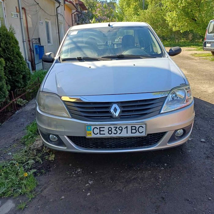 Продається Renault Logan 2011 .