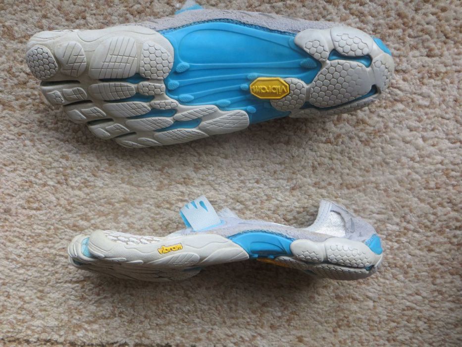 buty  vibram fivefingers  23,5  cm