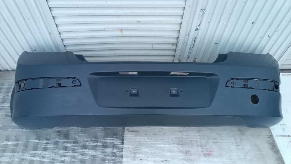 Vendo parachoque de trás Opel Astra H ano 2004