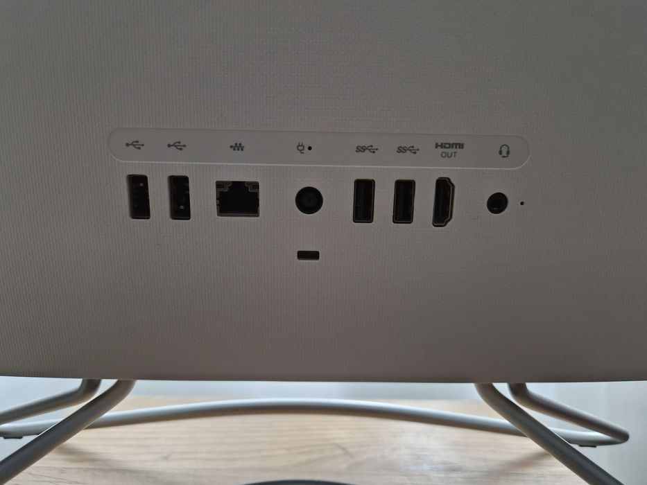 HP All In One-22  c0017np