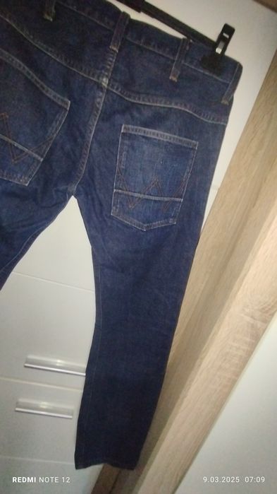 Spodnie Wrangler jeansy męskie jak nowe 2 razy ubrane