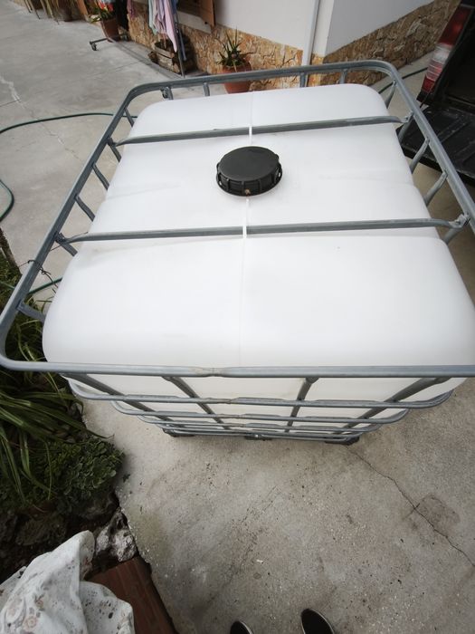 Depósito Água 1000lts com Filtro