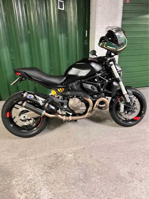 DUCATI MONSTER 821 DARK