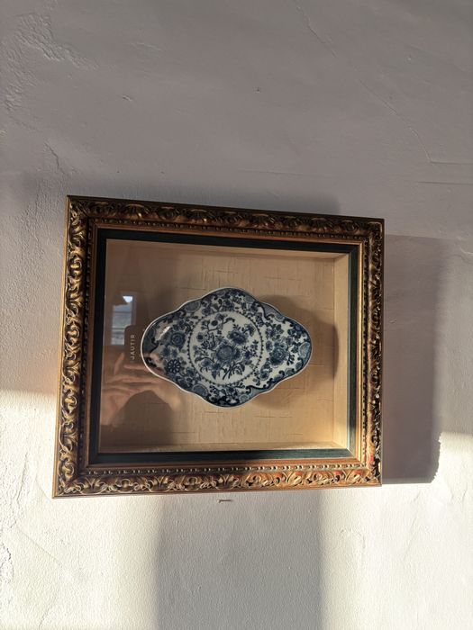 Quadros e molduras antigas