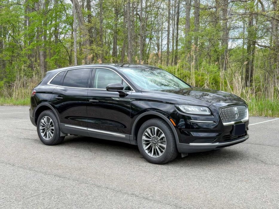 Lincoln Nautilus      2022