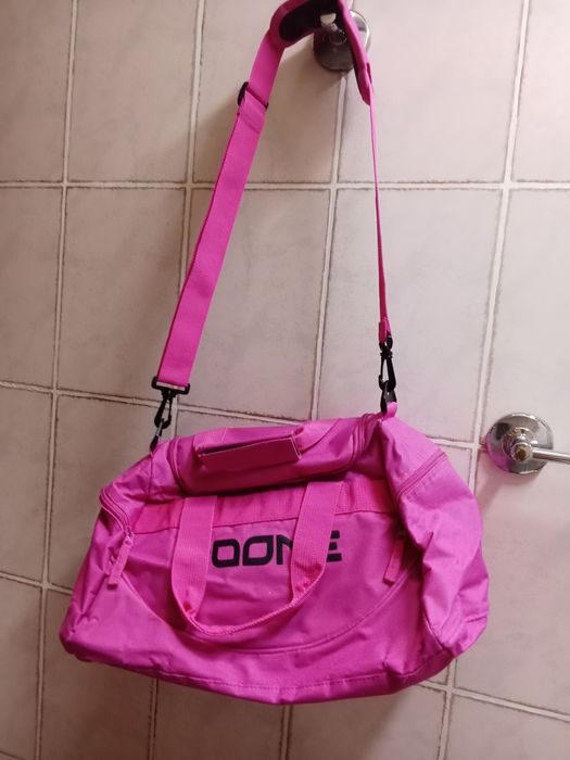 Mala desportiva rosa Doone