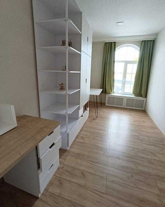 2 кімнатна квартира 63 кв.м. ЖК Британський Квартал , вулиця Дмитра Луценка 12 А Теремки-2 Голосіївський метро Іподром .