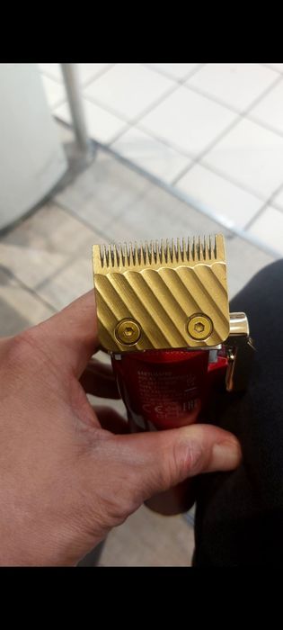 Máquina de cortar cabelo BABYLISS PRO