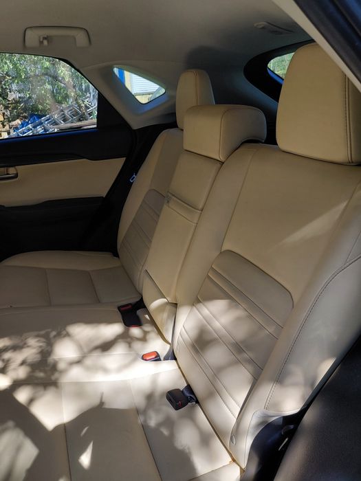 Sprzedam Lexus NX200