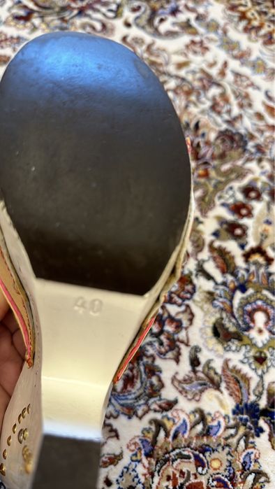 Туфлі жіночі