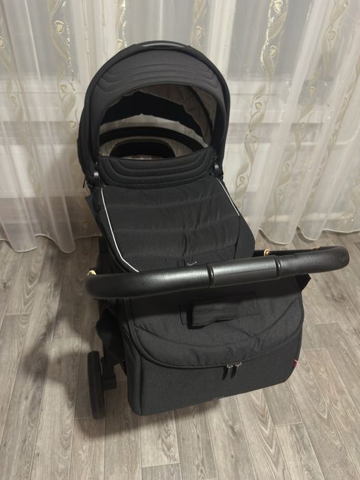 Коляска дитяча Carello Epica 2в 1