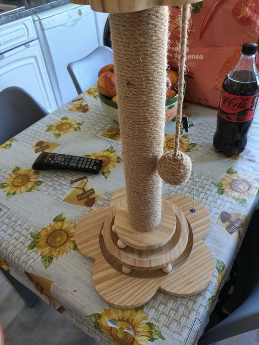 Cama/brinquedo gato
