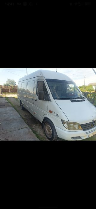 mercedes sprinter
