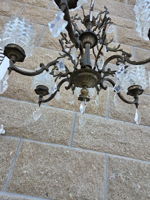 Candeeiro antigo de teto