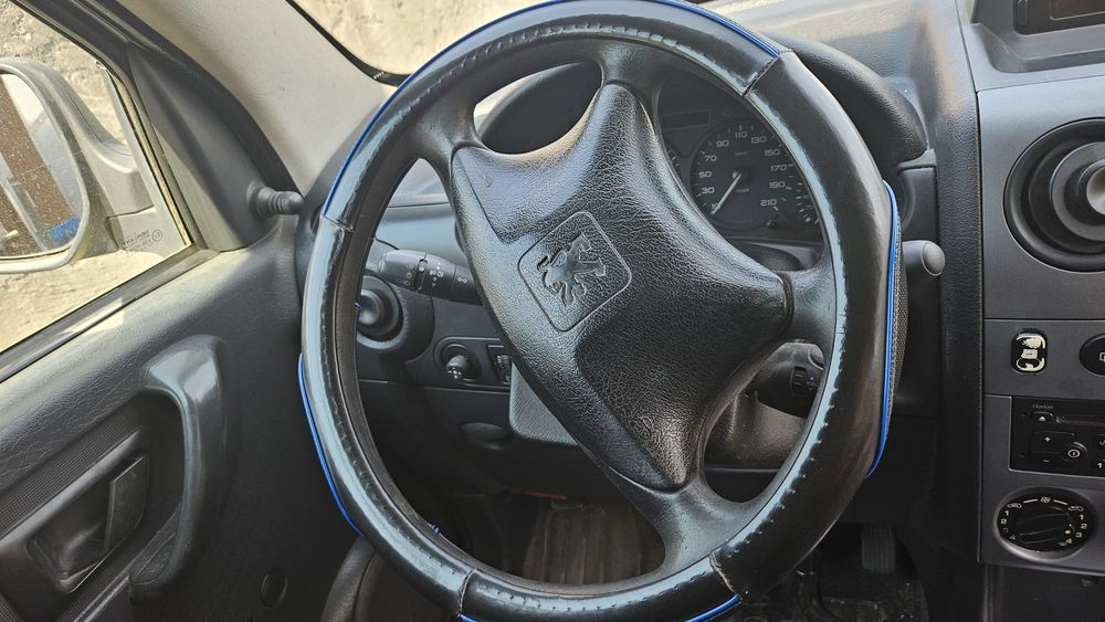 Pegeout  Partner carrinha