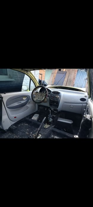 Автомобіль cherry qq