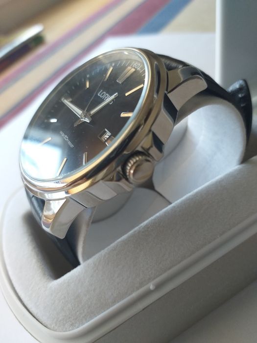 Zegarek Lorus model  VJ42-X041