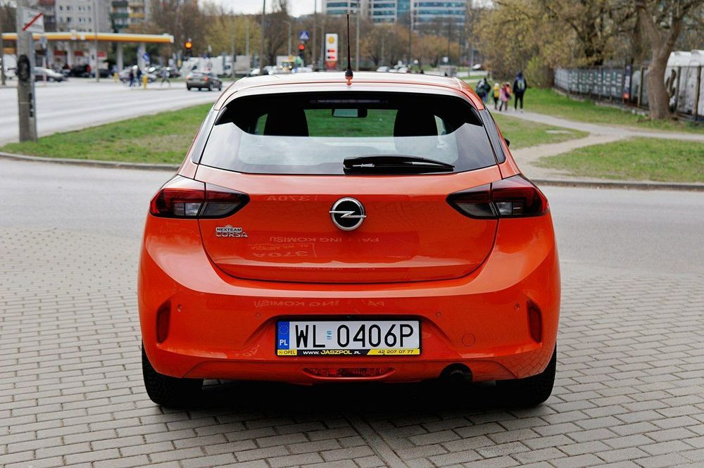 Opel Corsa Salon Pl, serwis ASO, Corsa Edition, I. rej. 2020r.Nowe opony wielosez