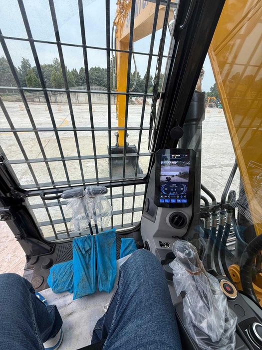 Koparka gąsienicowa Shantui 13,5 t 123 KM nowa !!