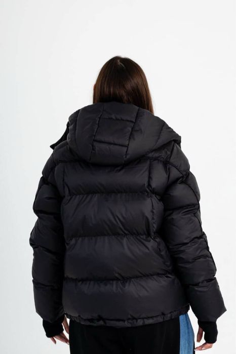 Пуфер жіночий, новий