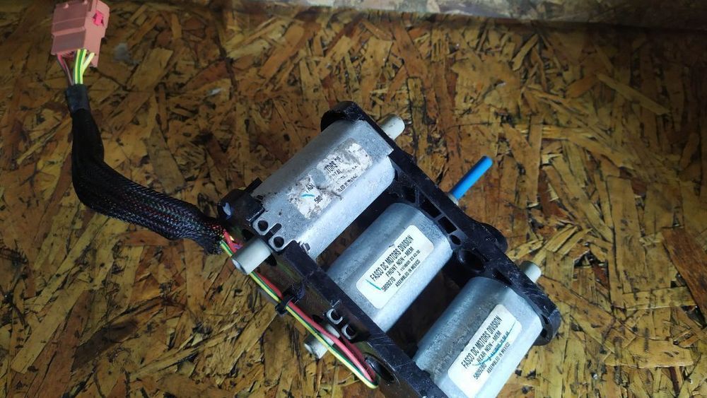 MOTOR DO BANCO PEUGEOT 407 CITROEN C6 C5 - 5809280 - 5809270