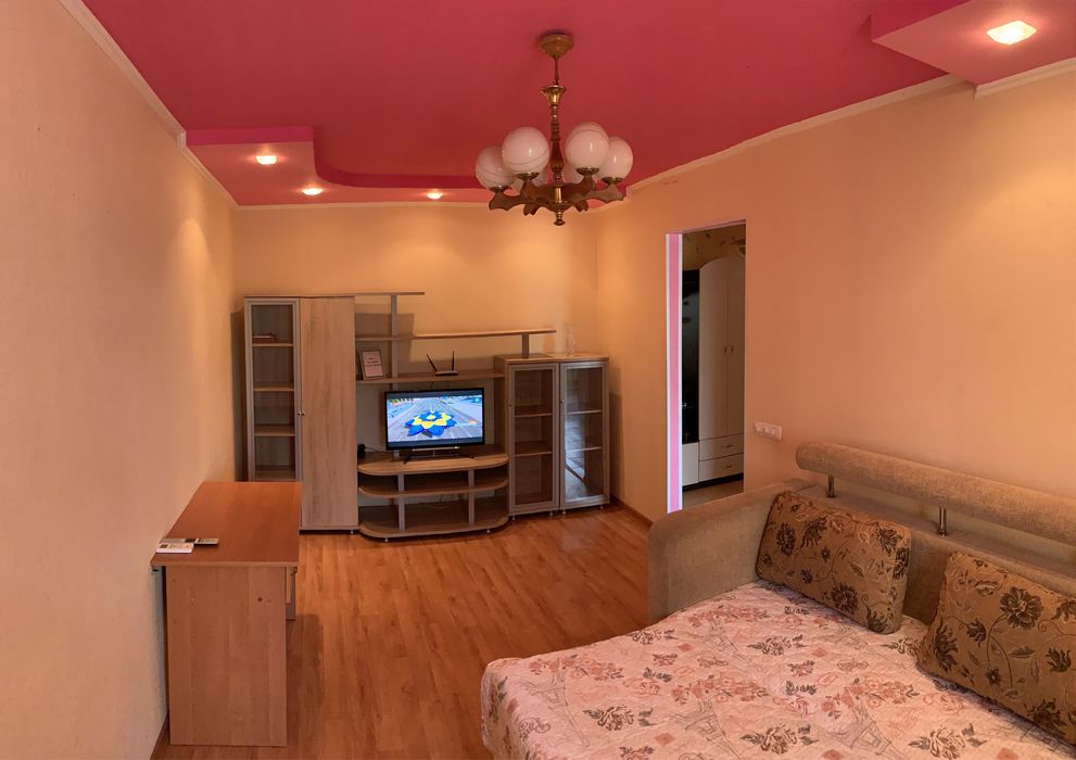 ‼️‼️Посуточно‼️‼️Свободна‼️Сдам 1 к кв в центре‼️