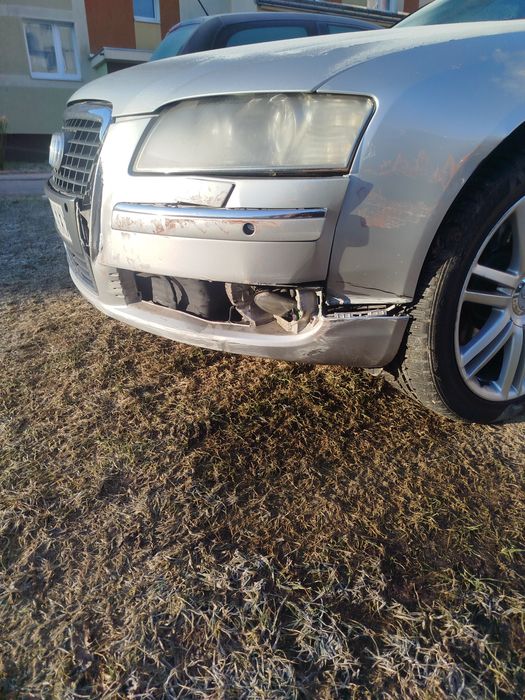 Audi a8 d3 uszkodzone