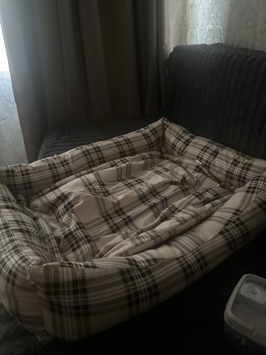 Продам лежанку для собаки
