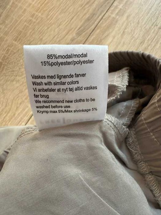 Beżowe Spodnie FreeQuent S